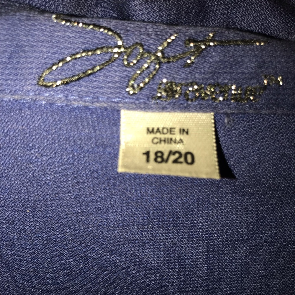 Soft button down - Picture 2 of 2
